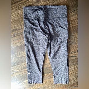 Lululemon camo capri speed leggings and speed up shorts bundle